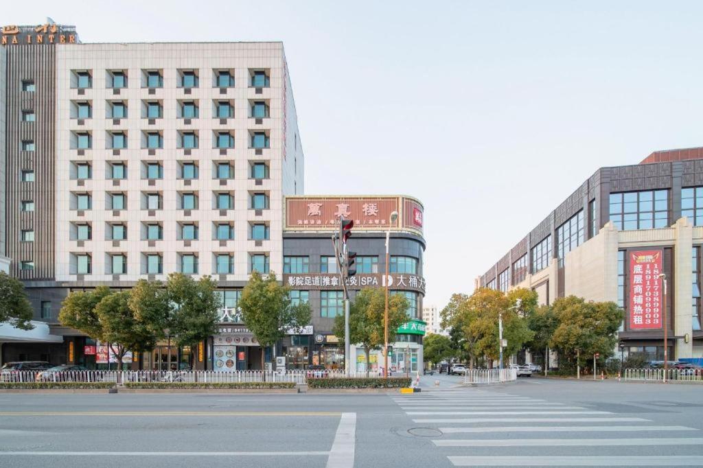 Vienna International Hotel Shanghai Pujiang Dış mekan fotoğraf